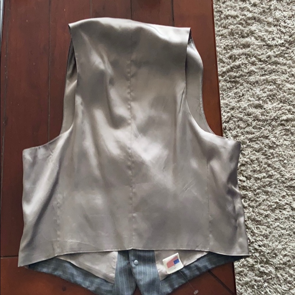 Vintage Too Cute Looney Tunes Characters vest - Picture 2 of 2